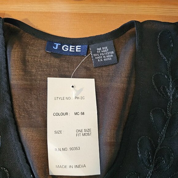 Vintage Embroidered Triangle Shawl -Black Size OS - Picture 5 of 8